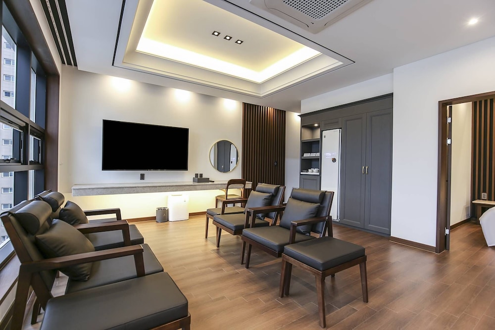 Hotel Demer 35/50