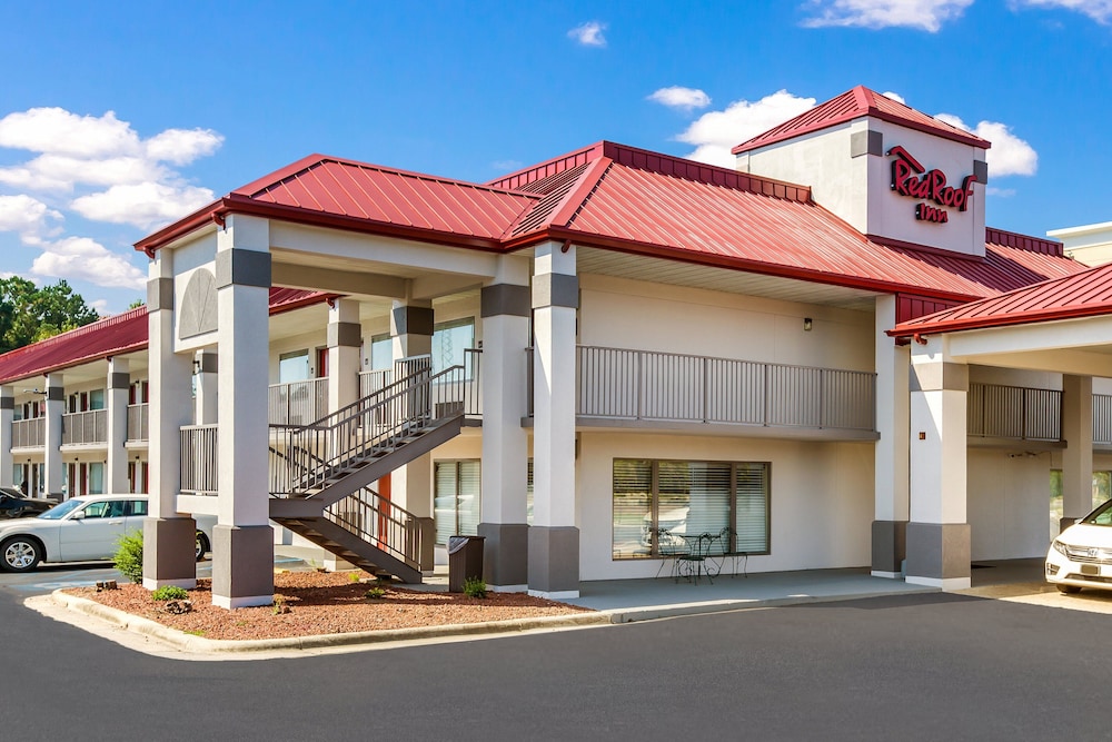 Red Roof Inn Fayetteville I-95 5/31