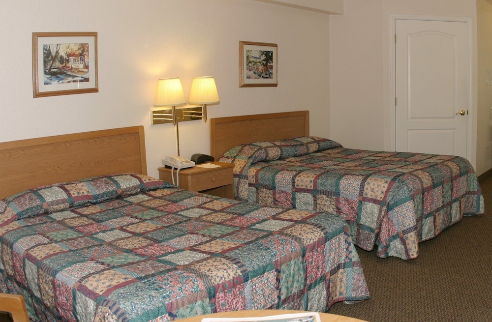 Murphys Inn Motel 13/24