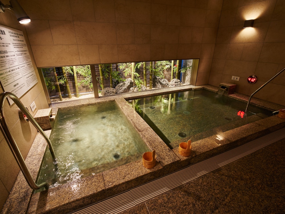 Super Hotel Premier Akasaka 38/47