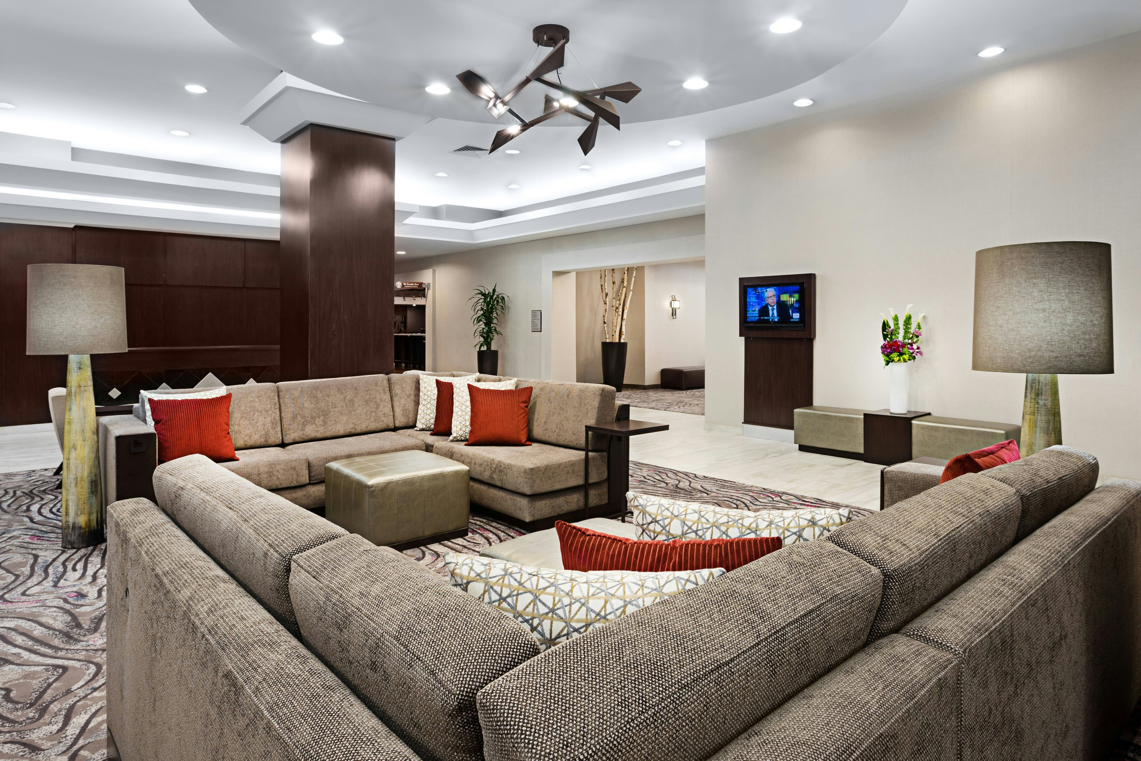 Courtyard By Marriott Miami Downtown 25/52