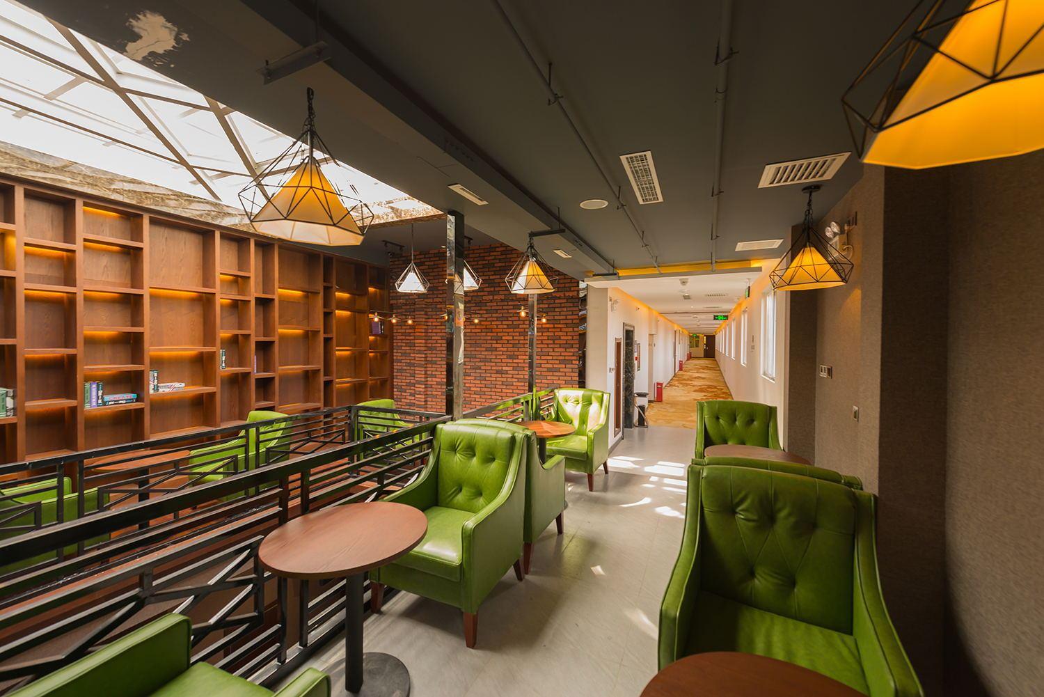 James Joyce Coffetel (Beijing Tiananmen Zhushikou Subway Station Branch) 32/50
