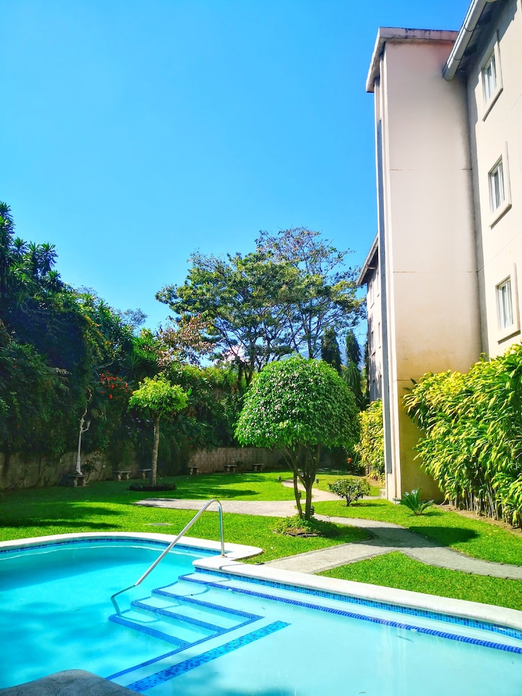 Gardenia Inn Hotel 38/67