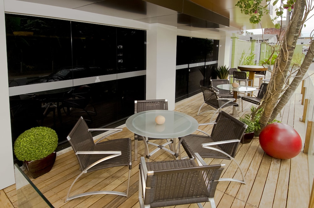 Palmas Executivo Hotel 60/74