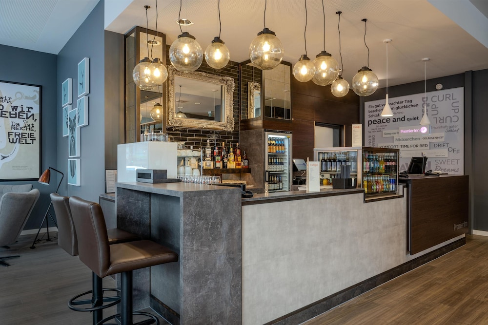 Premier Inn Koblenz City 8/50