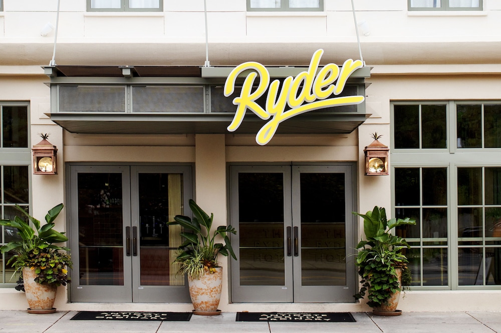 The Ryder Hotel 4/67