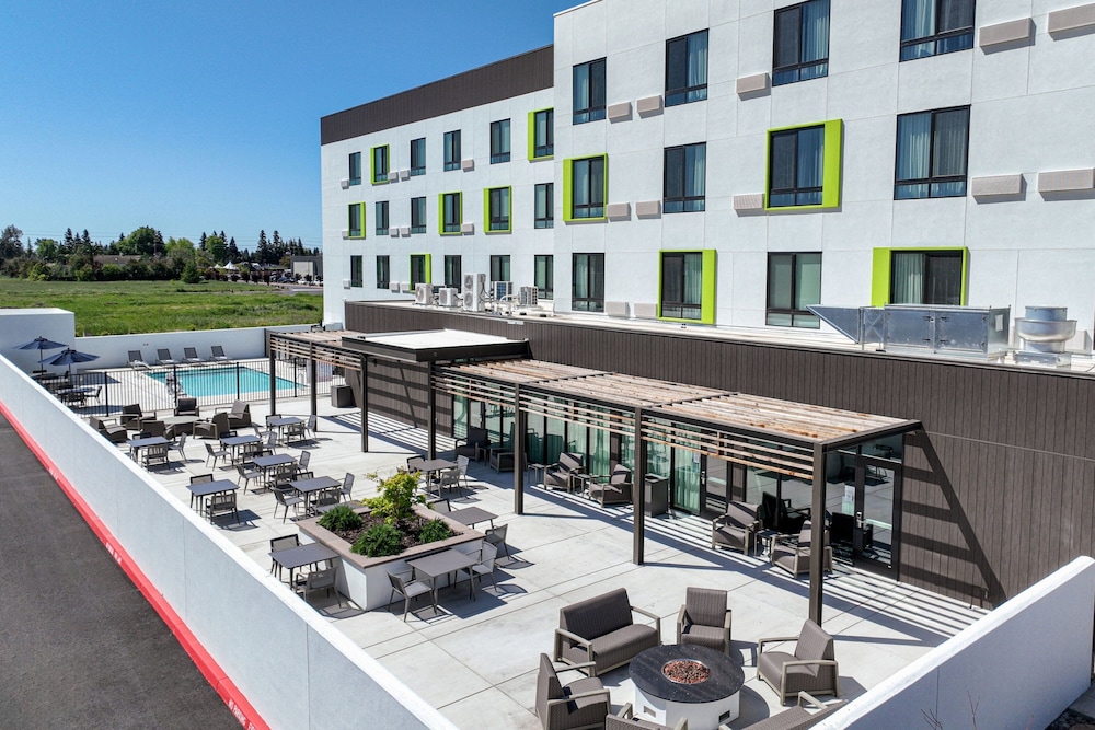 Courtyard by Marriott Modesto North 3/28