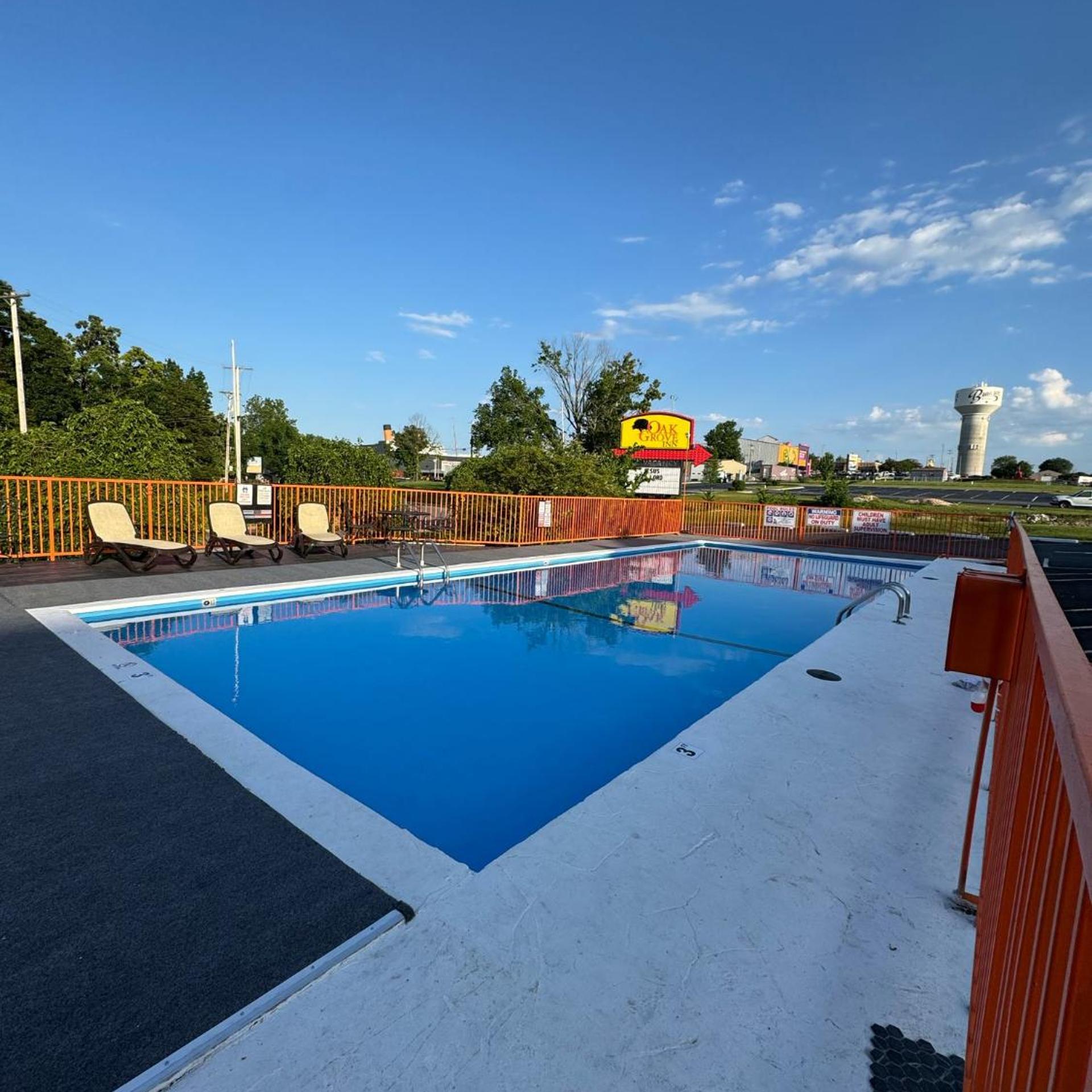 Oak Grove Inn 35/50