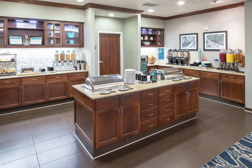 Homewood Suites by Hilton Fresno Airport/Clovis, CA 41/50