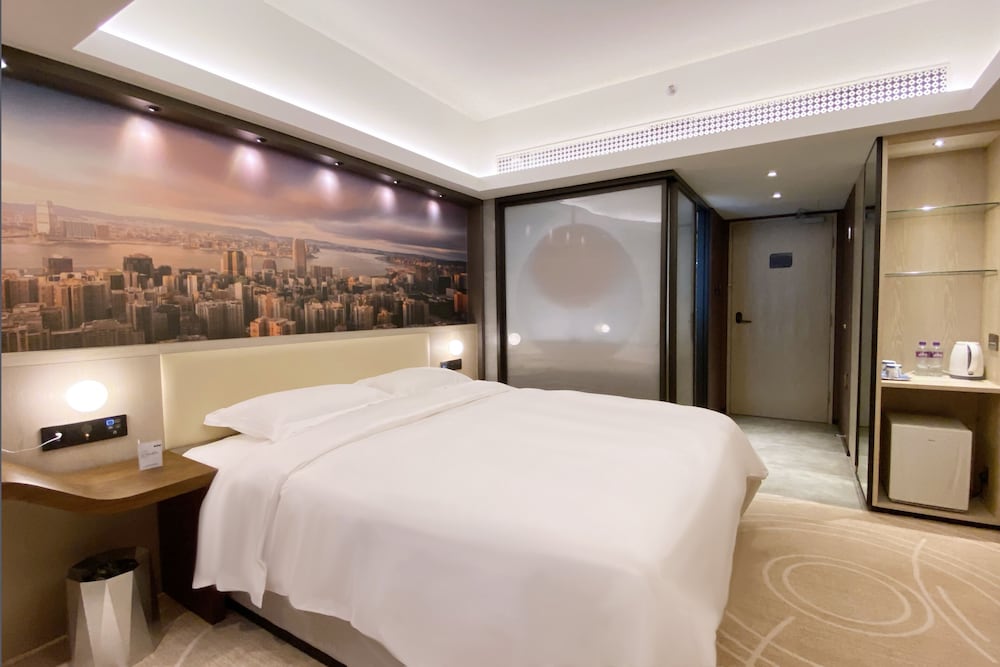 SMART, GREEN, DOUBLE BED