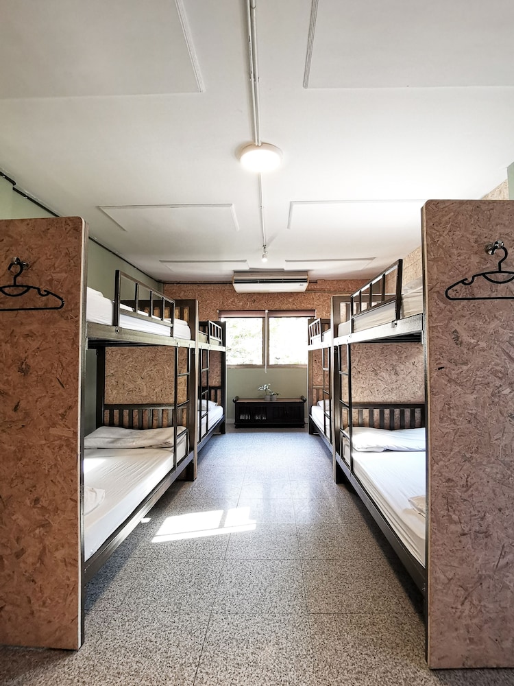 Foresttel Bkk - Hostel 37/50