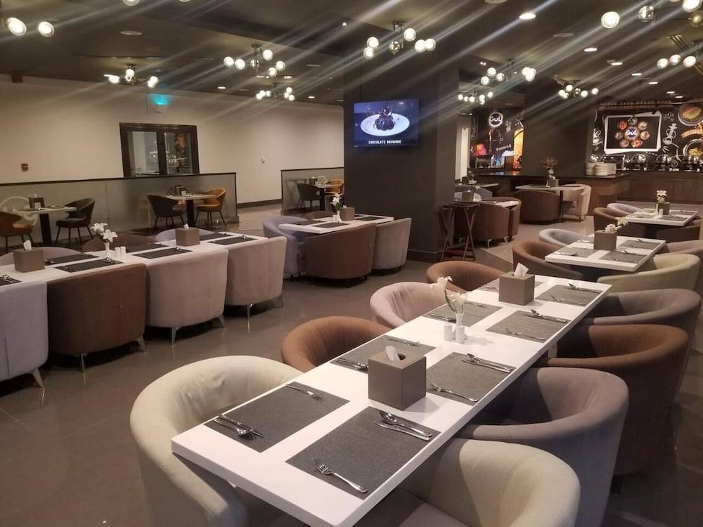 Abar Hotel Apartment Dubai investment Park 36/48