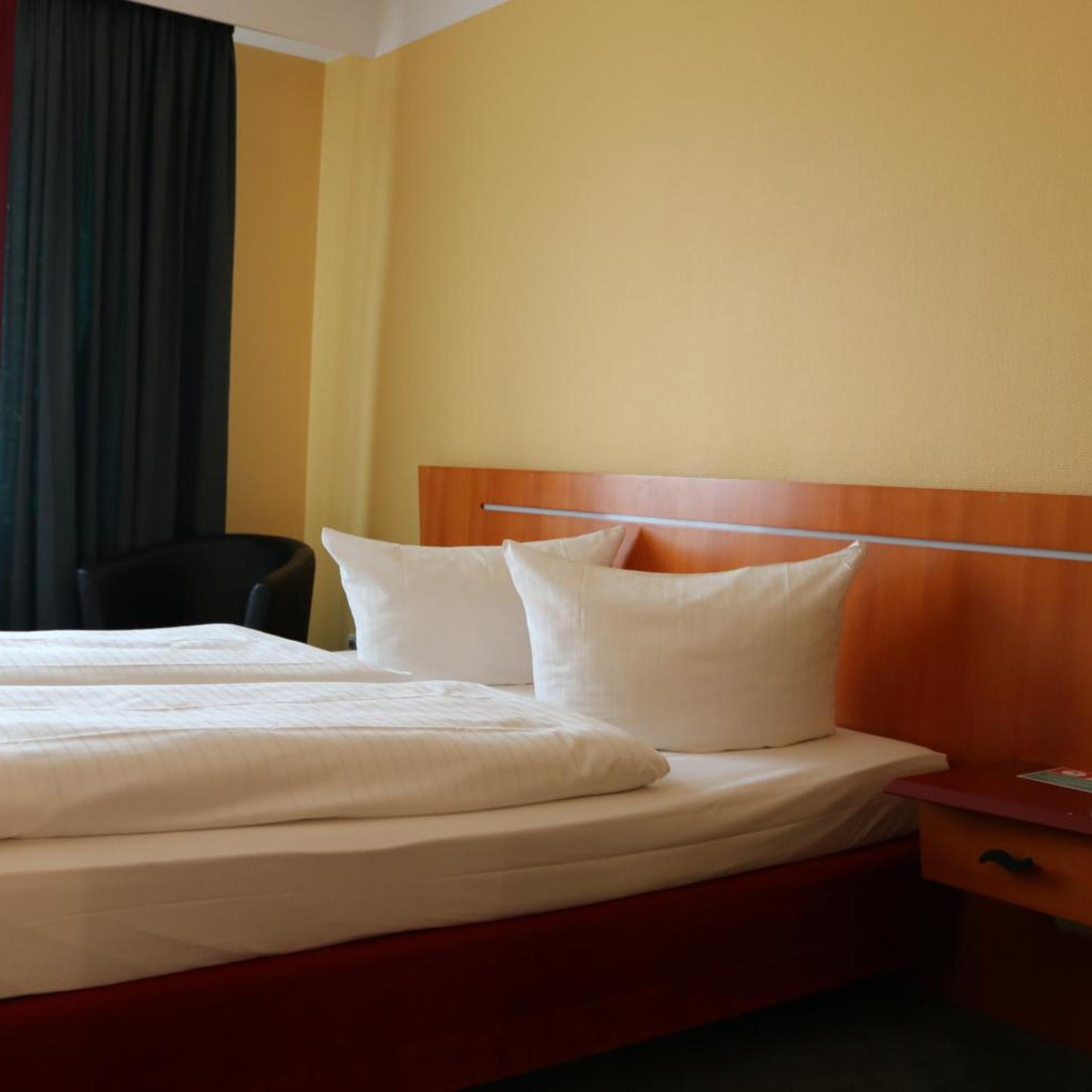 Good, Double Bed