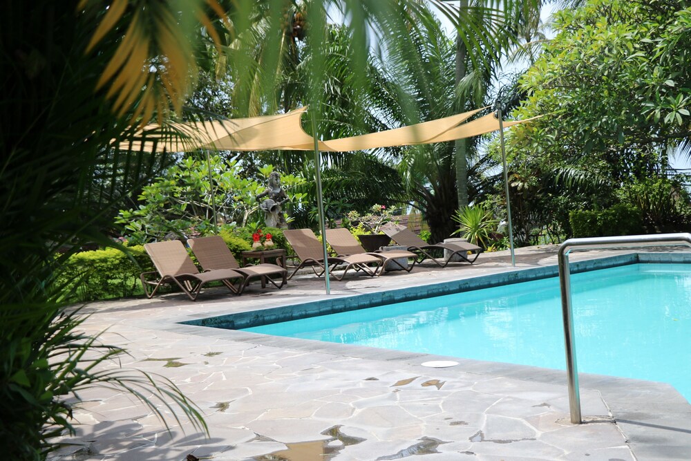 Puri Bunga Beach Cottages Lombok 65/73