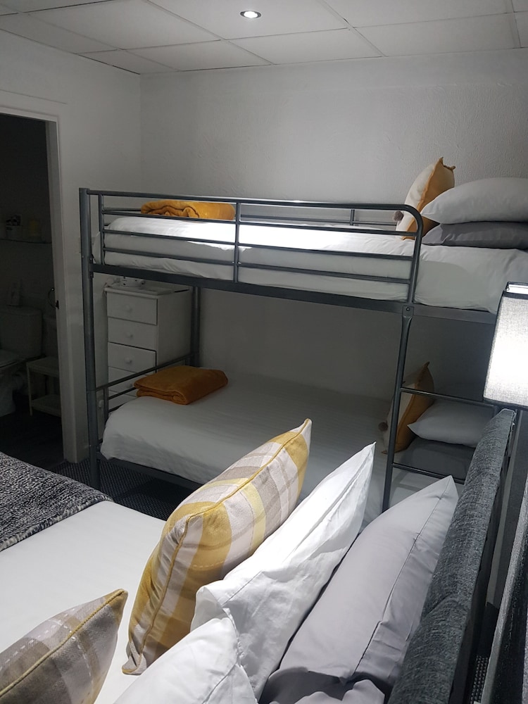 Rock Dene Hotel - Guest House 21/50