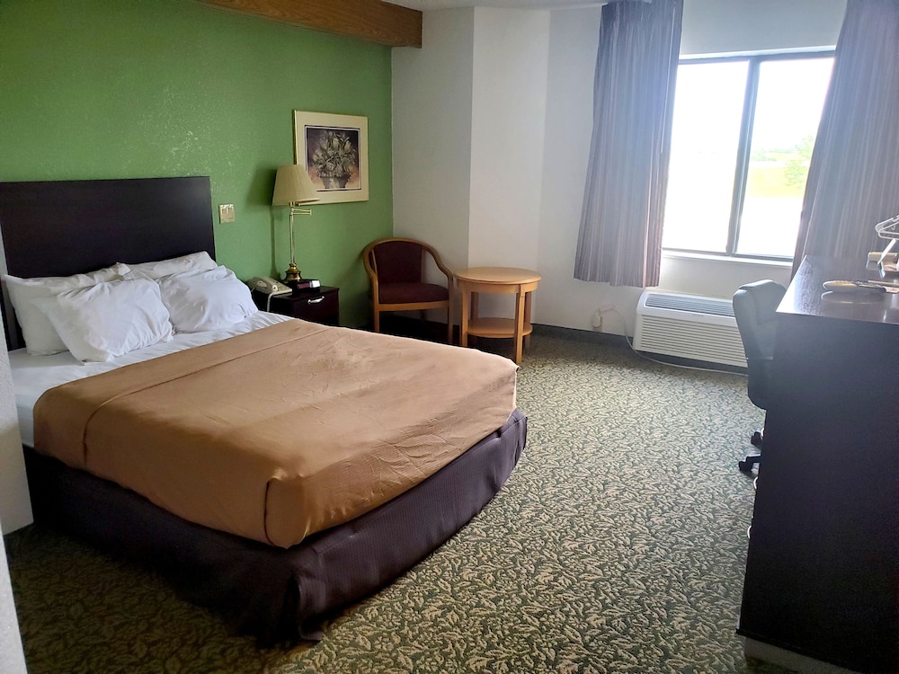 Pleasant stay Inn and Suites Brooklyn 5/18