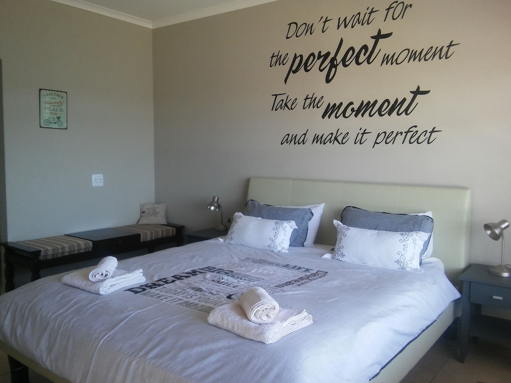 Dolphin View Guesthouse 10/50
