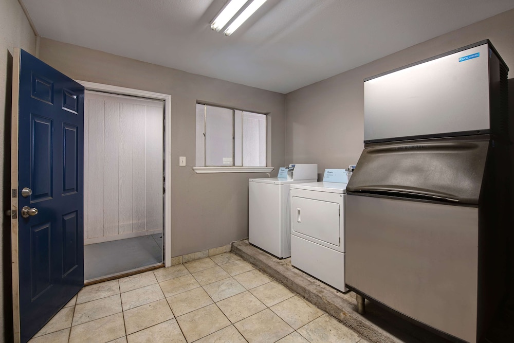 Motel6 Sulphur Springs, TX 11/41