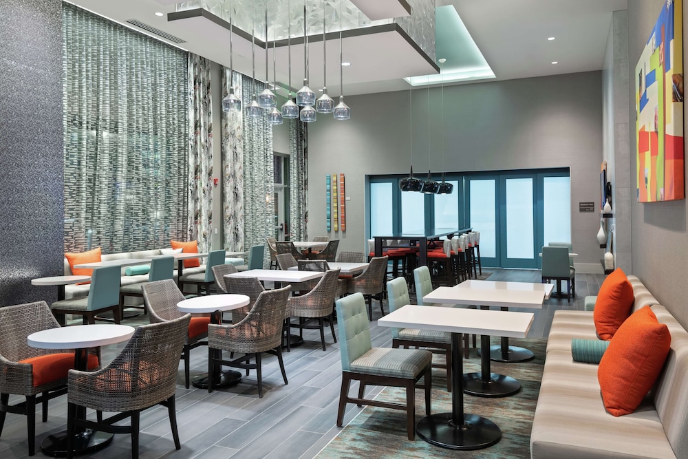 Hampton Inn & Suites Atlanta Buckhead Place Ga 27/44