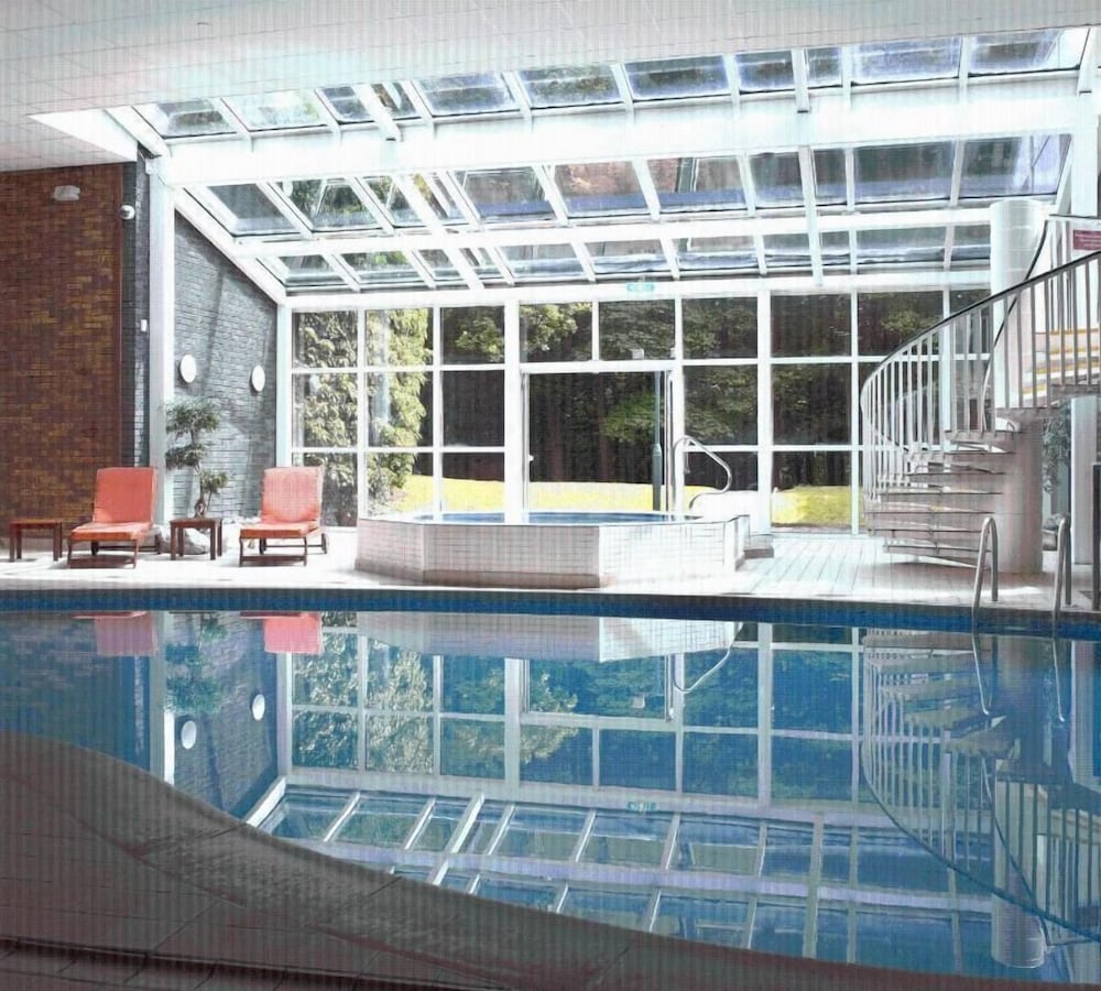 Grand Hotel Gosforth Park 36/68