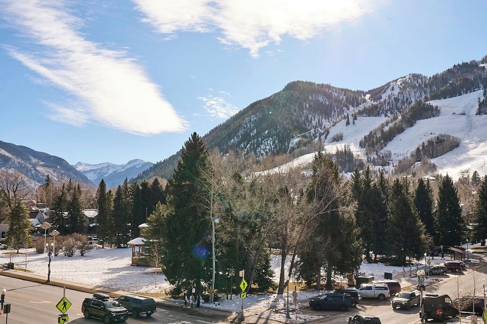 Hotel Aspen 46/49