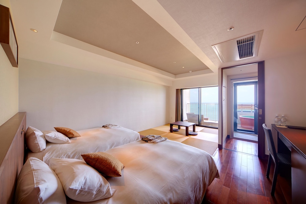 Ryukyu Onsen Senagajima Hotel 11/48