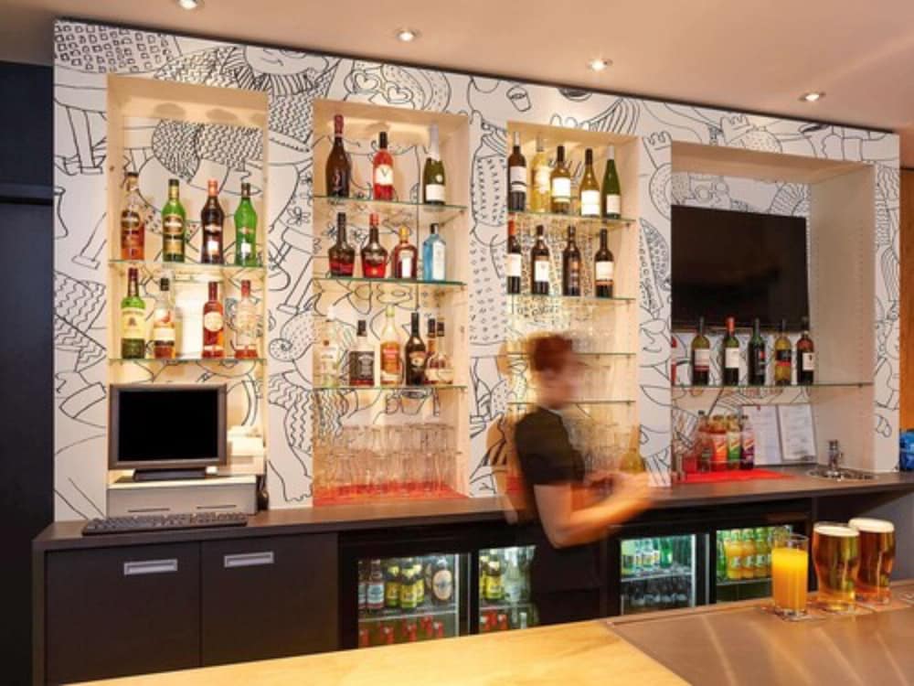 ibis London Thurrock M25 54/64