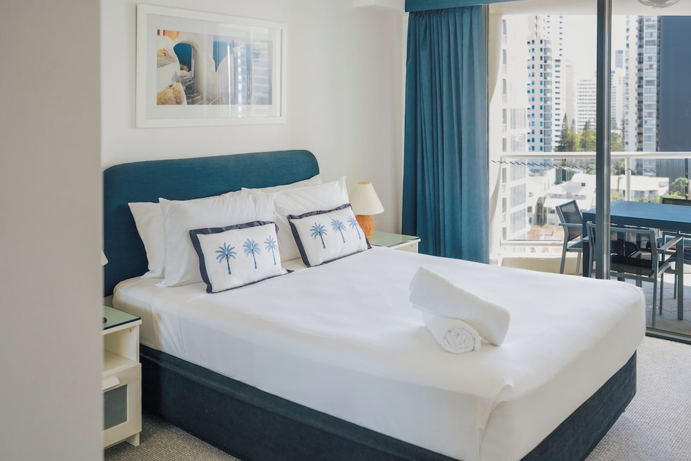 Crest Apartments 22/64