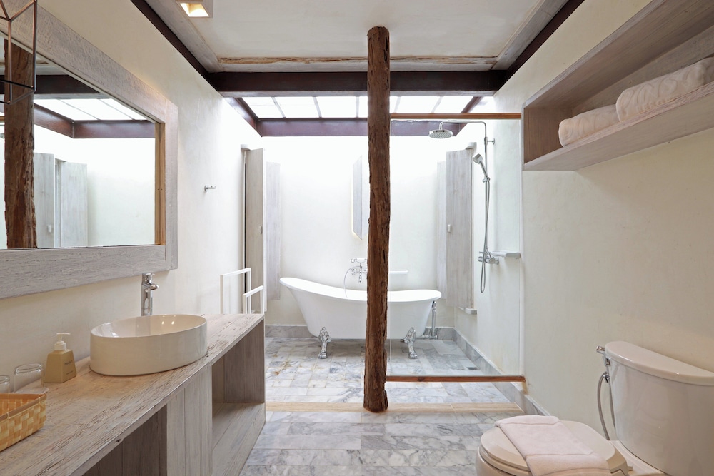 Duplex, Pool, Villa, King Bed، Dinso Resort 6/6