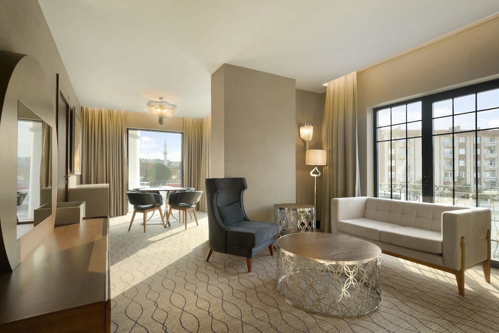 Ramada Sakarya 37/47