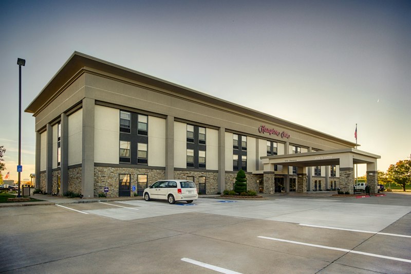 Hampton Inn Salina 46/46