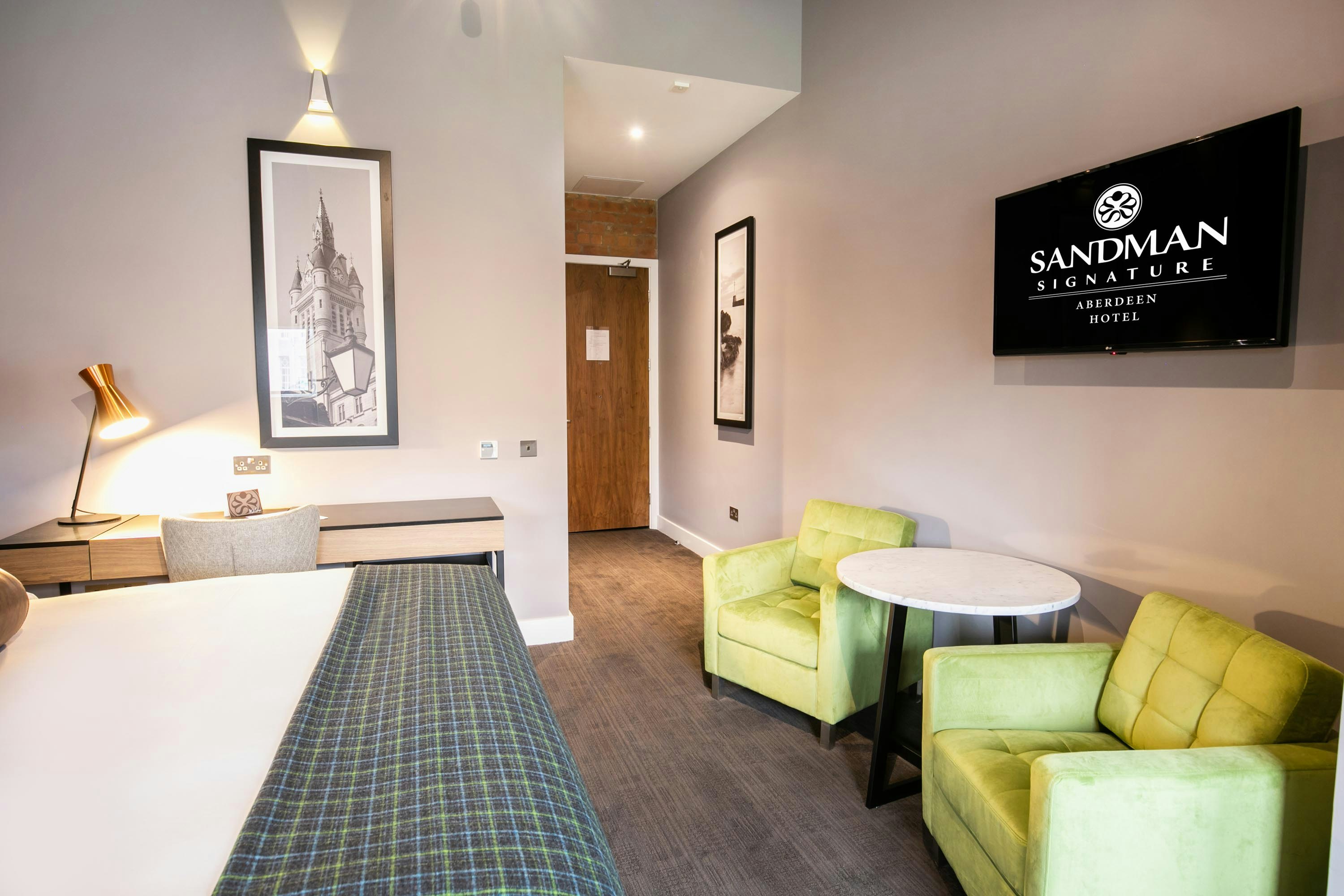 Sandman Signature Aberdeen Hotel 65/82