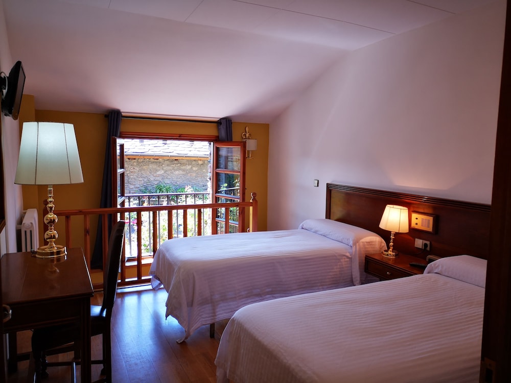 Santa Barbara de la Vall de Ordino 5/24