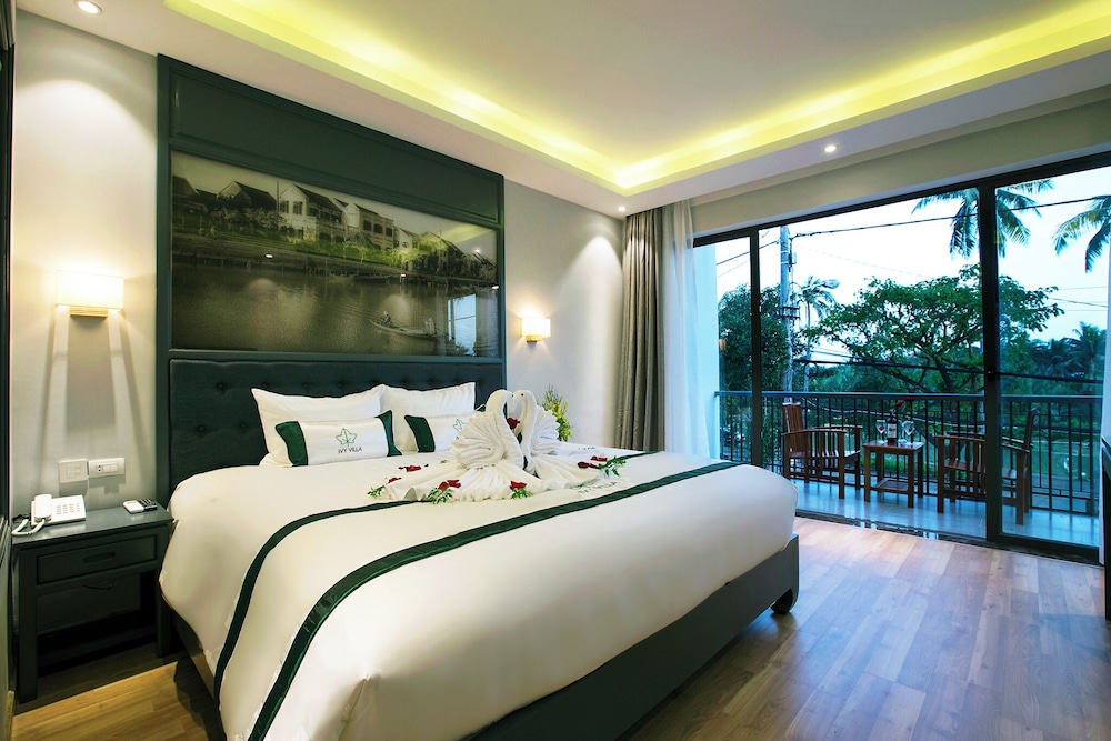 Ivy Villa 22/49