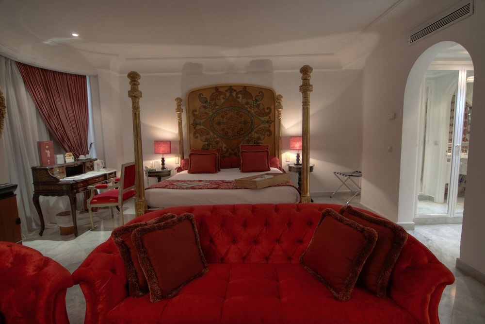 HOTEL LA MAISON BLANCHE 15/52