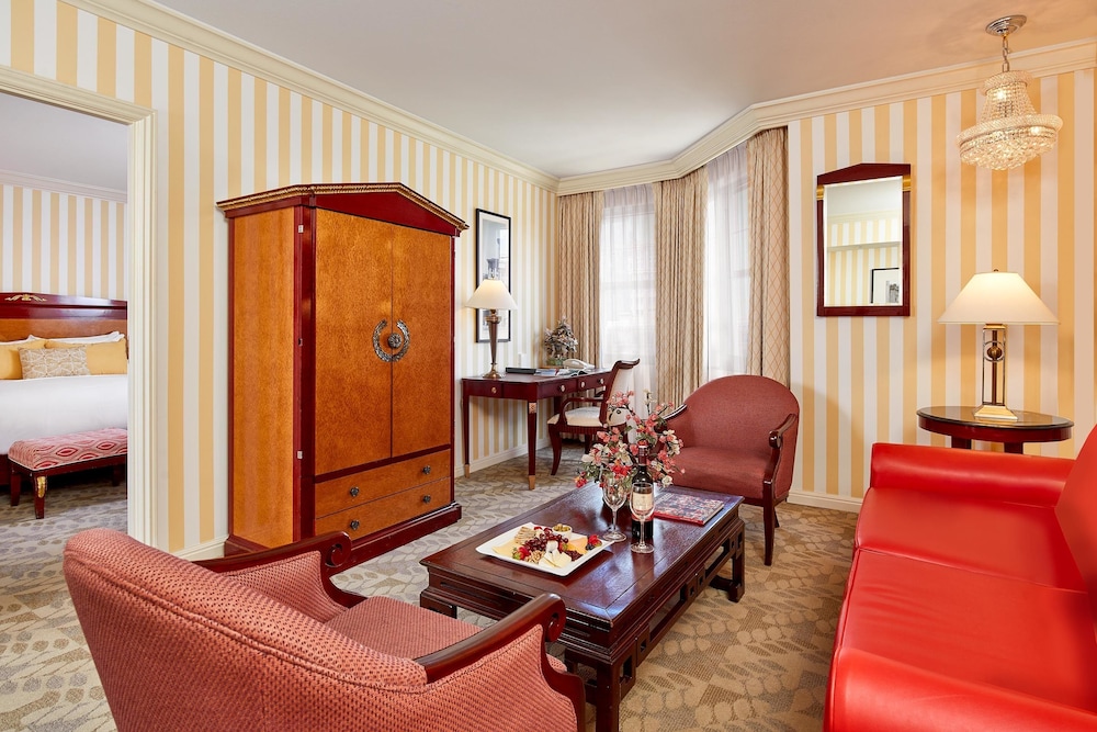 Orchard Hotel 15/29