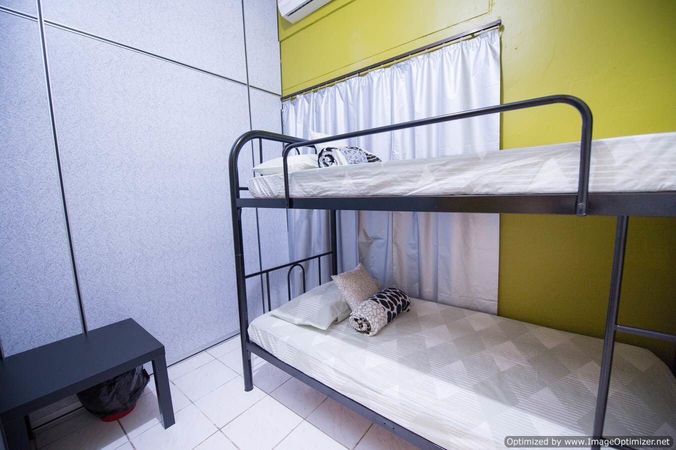 Room, Single, Shared Bathroom