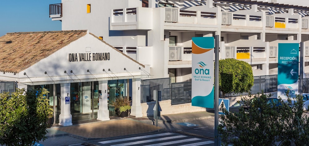 Ona Valle Romano Golf and Resort 2/72