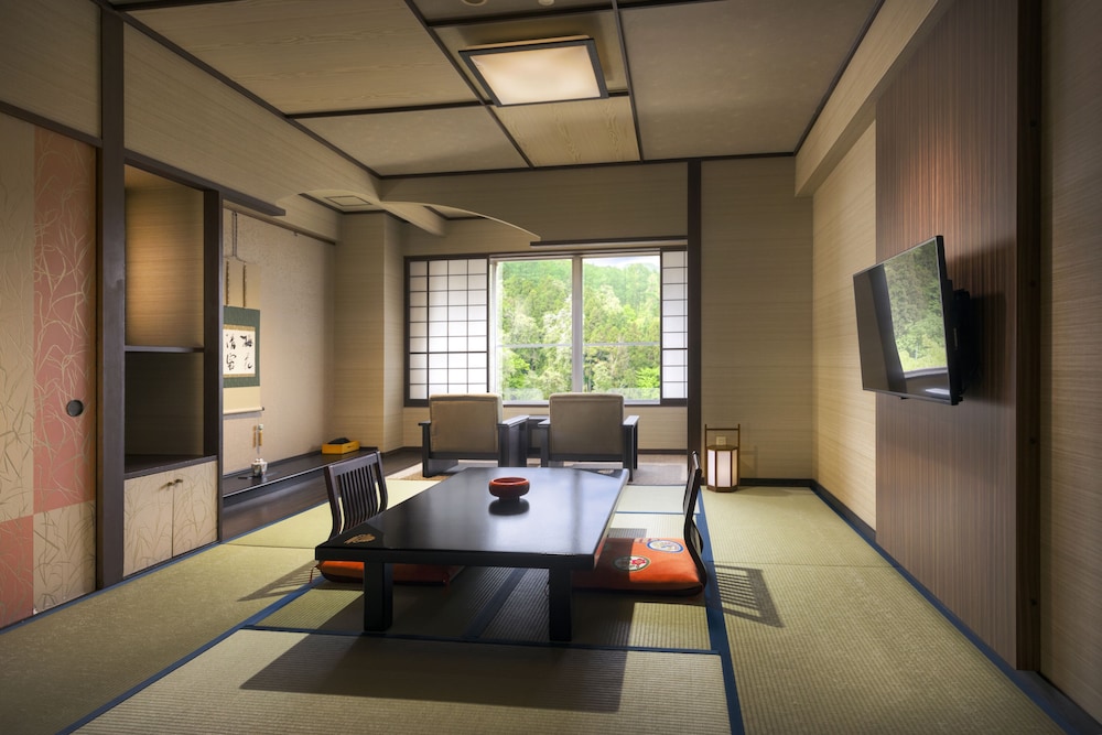 Kishigon Ryokan 61/71