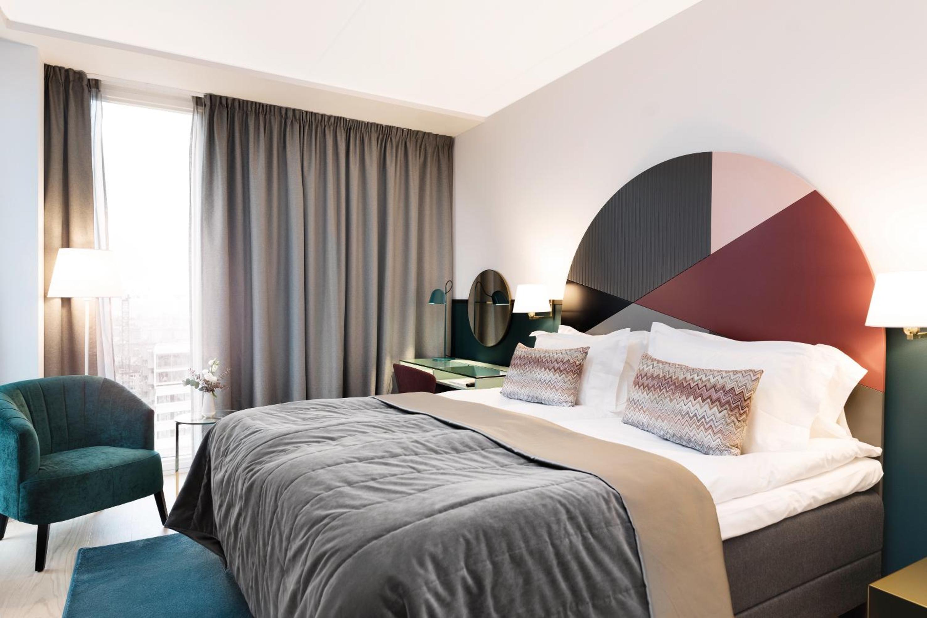 SUPERIOR, DOUBLE BED