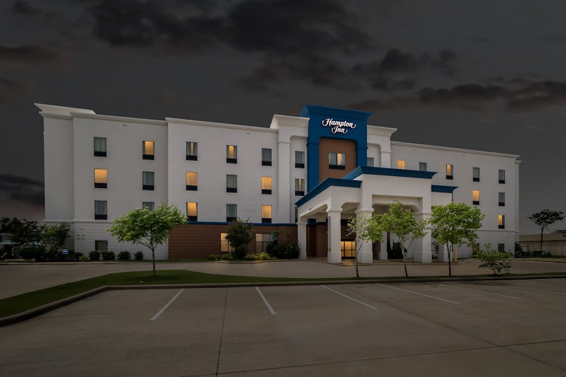 Hampton Inn Marion, AR 28/36