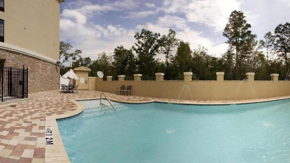Holiday Inn Express Hotel And Suites La Place 3/50