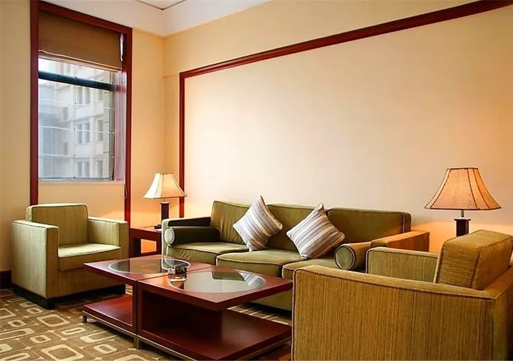 Beijing Minzu Hotel 19/36