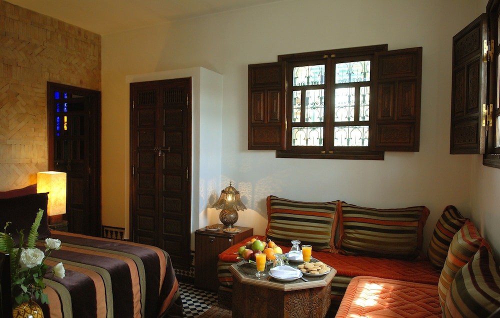 Palais de Fes Dar Tazi 27/45