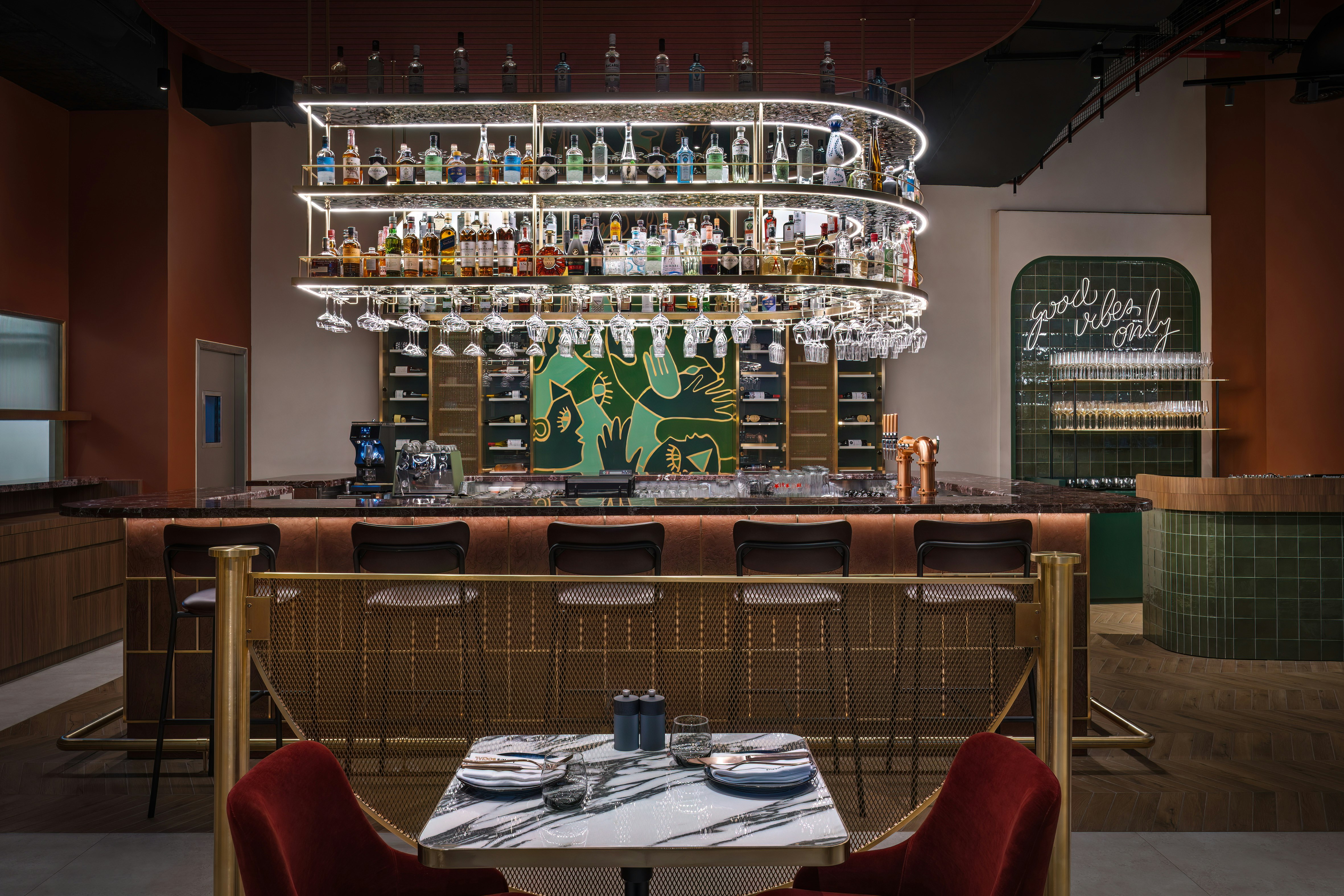 Embassy Suites by Hilton Dubai Business Bay 30/55