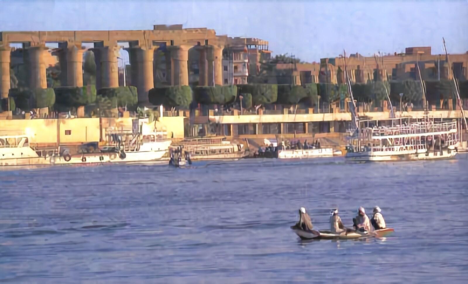 Nile Valley Hotel & Restaurant 11/15