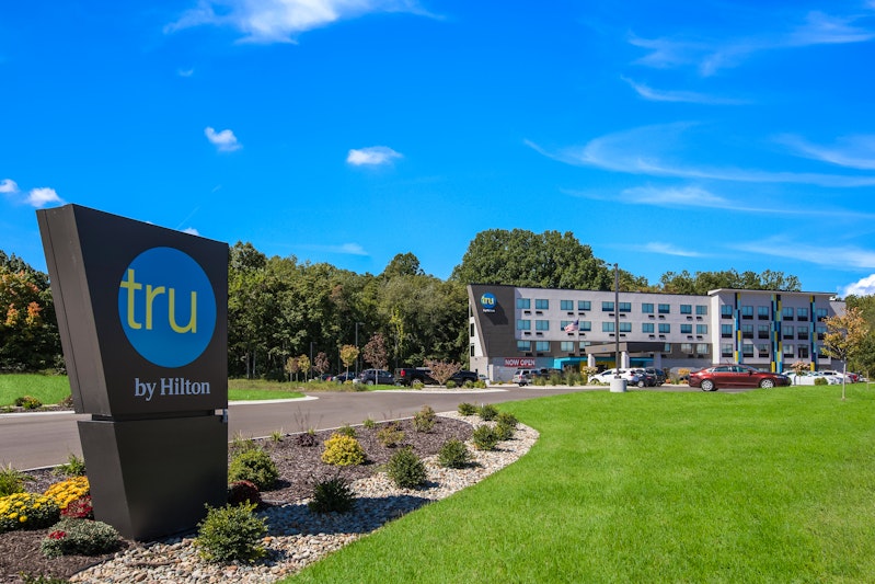 Tru By Hilton Saint Joseph 17/17