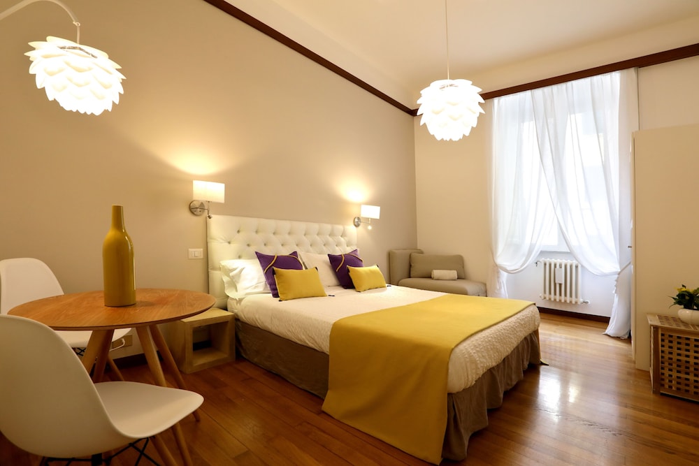 COMFORT, DOUBLE BED