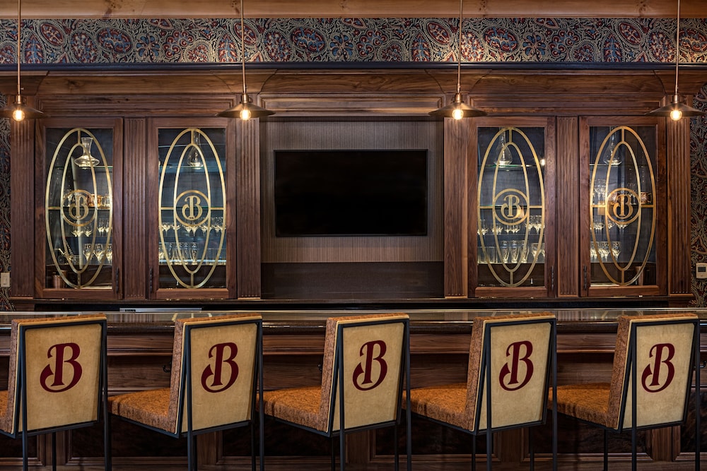 Brownwood Hotel & Spa 53/66
