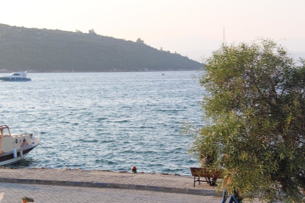 Silenos Boutique Hotel 30/44